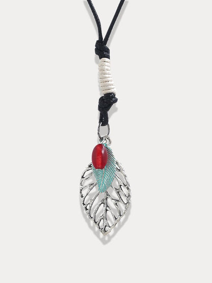 Retro Leaf Pendant Necklace